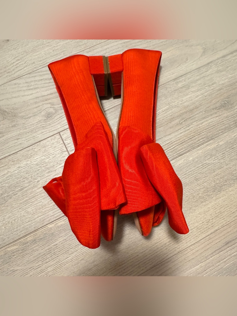 Loeffler Randall statement Red Bow Flat size 7 - Picture 4 of 6